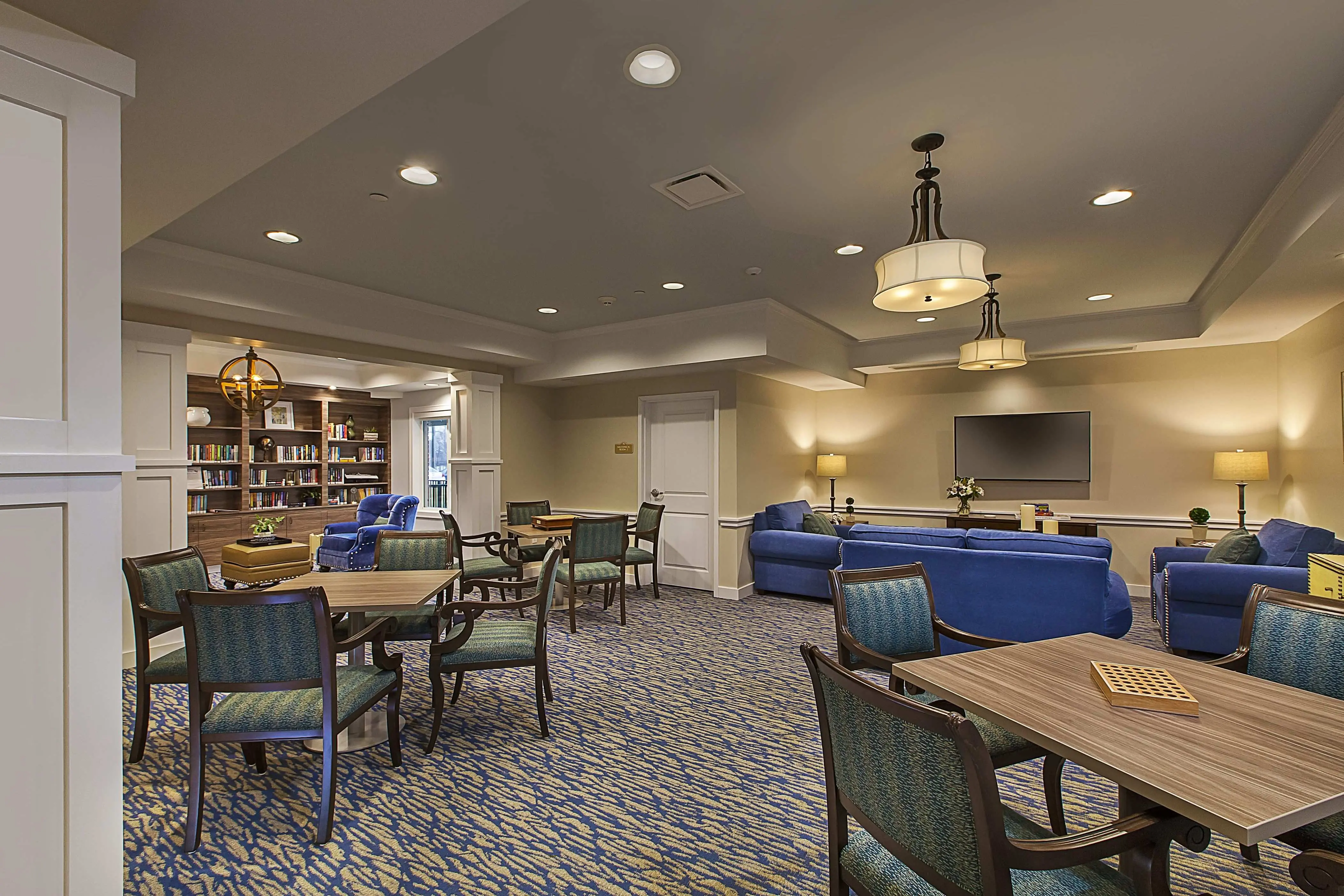Social room at American House Lakeshore Assisted Living